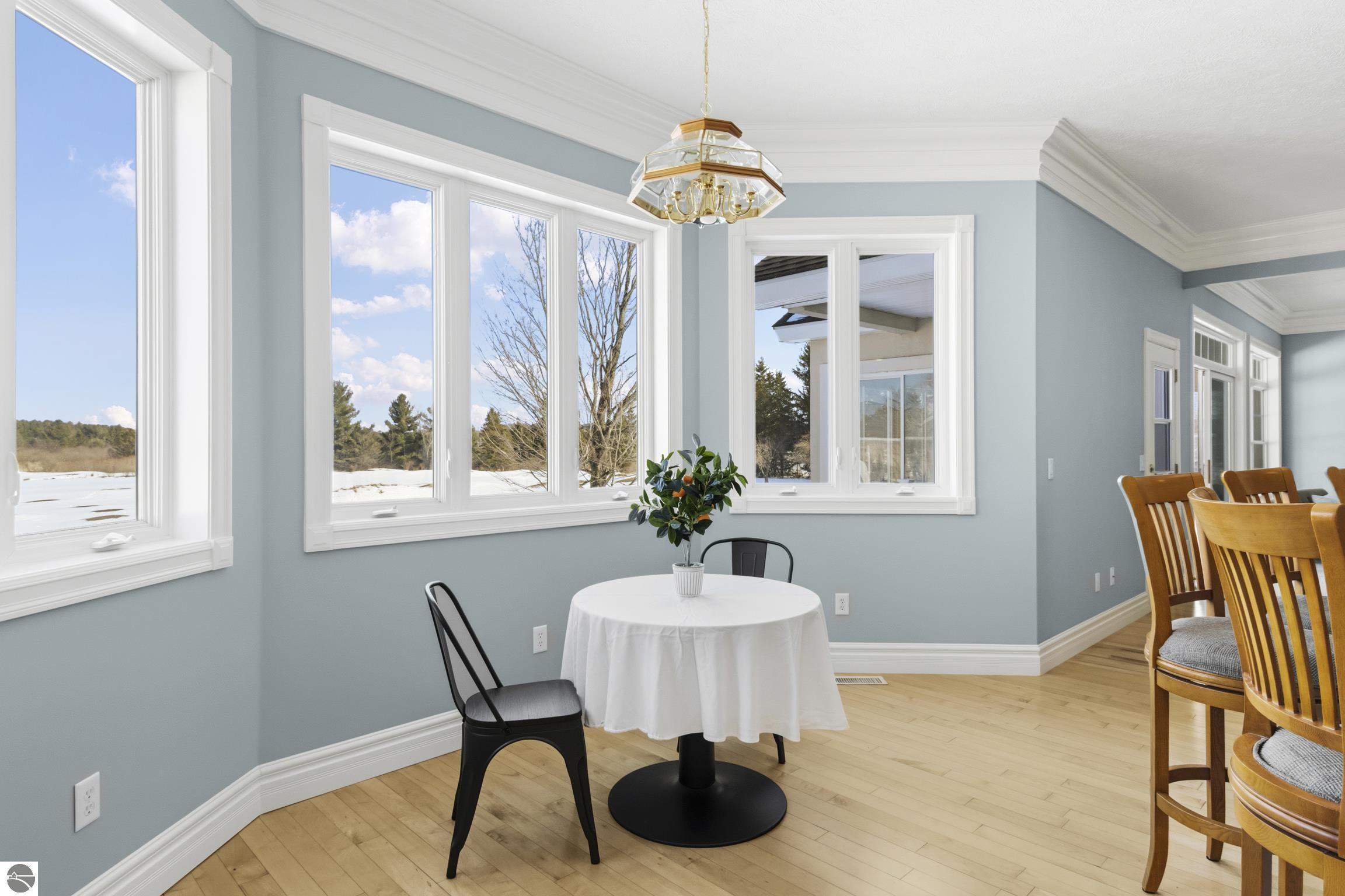 5002 Arrowhead Circle