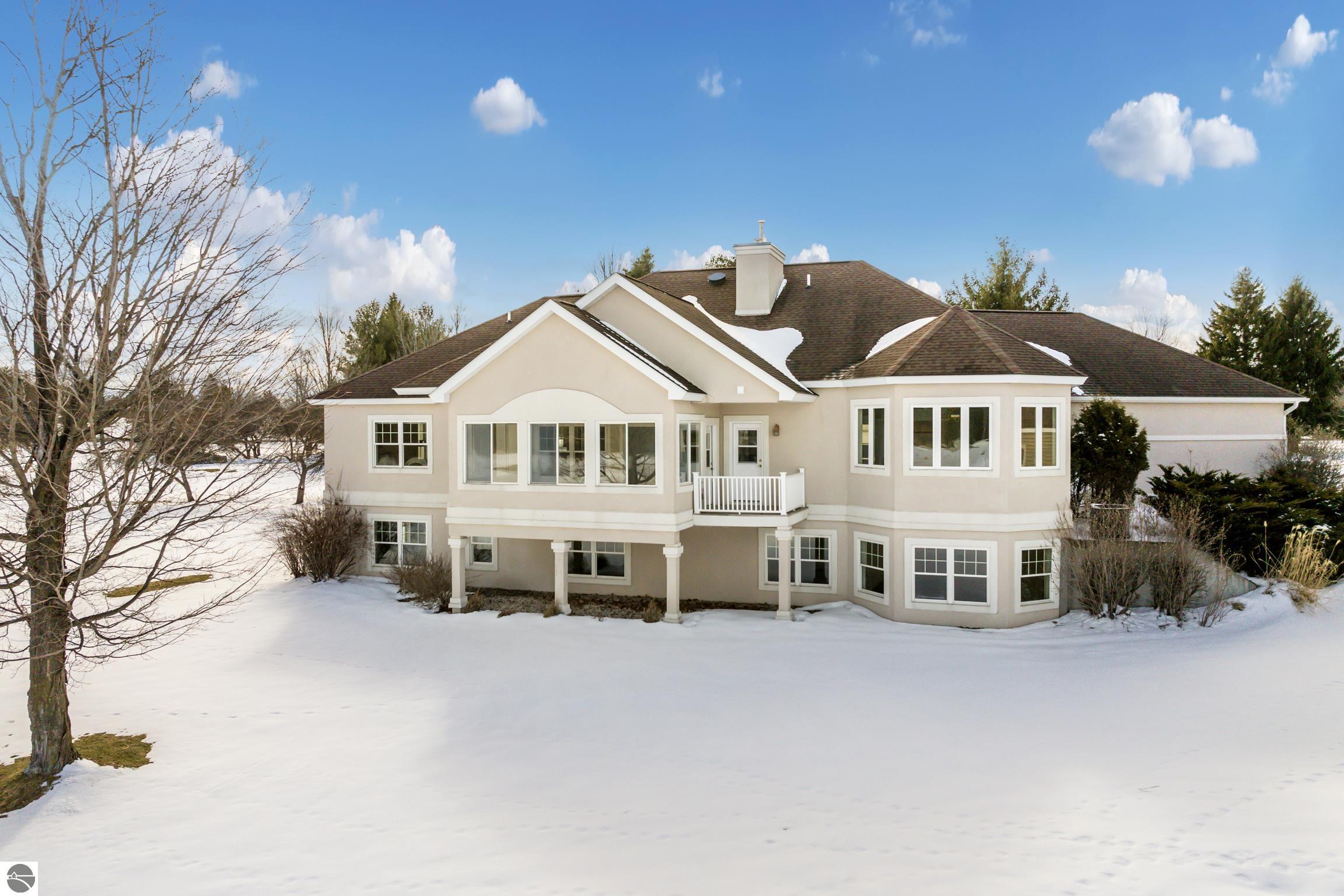 5002 Arrowhead Circle