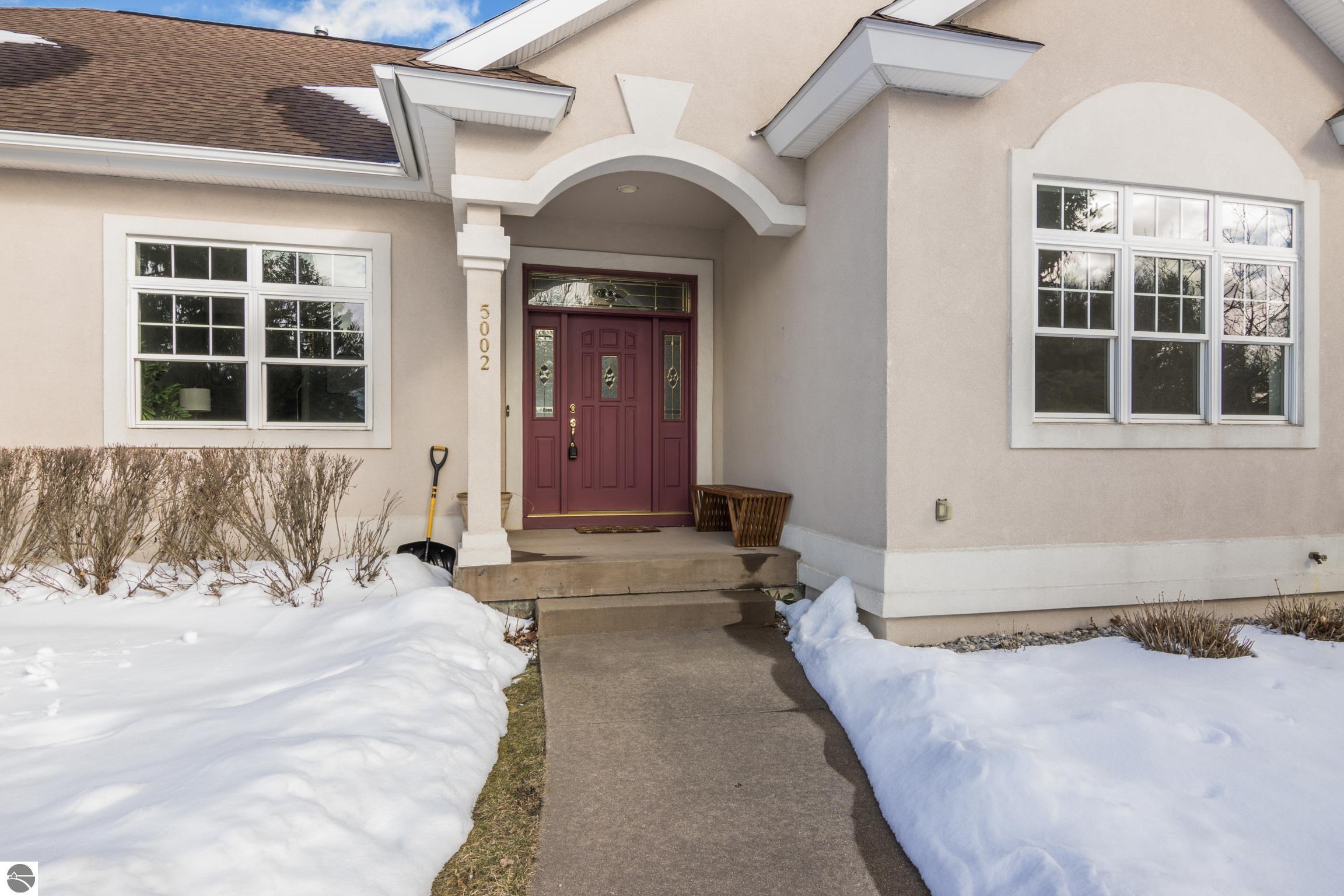 5002 Arrowhead Circle