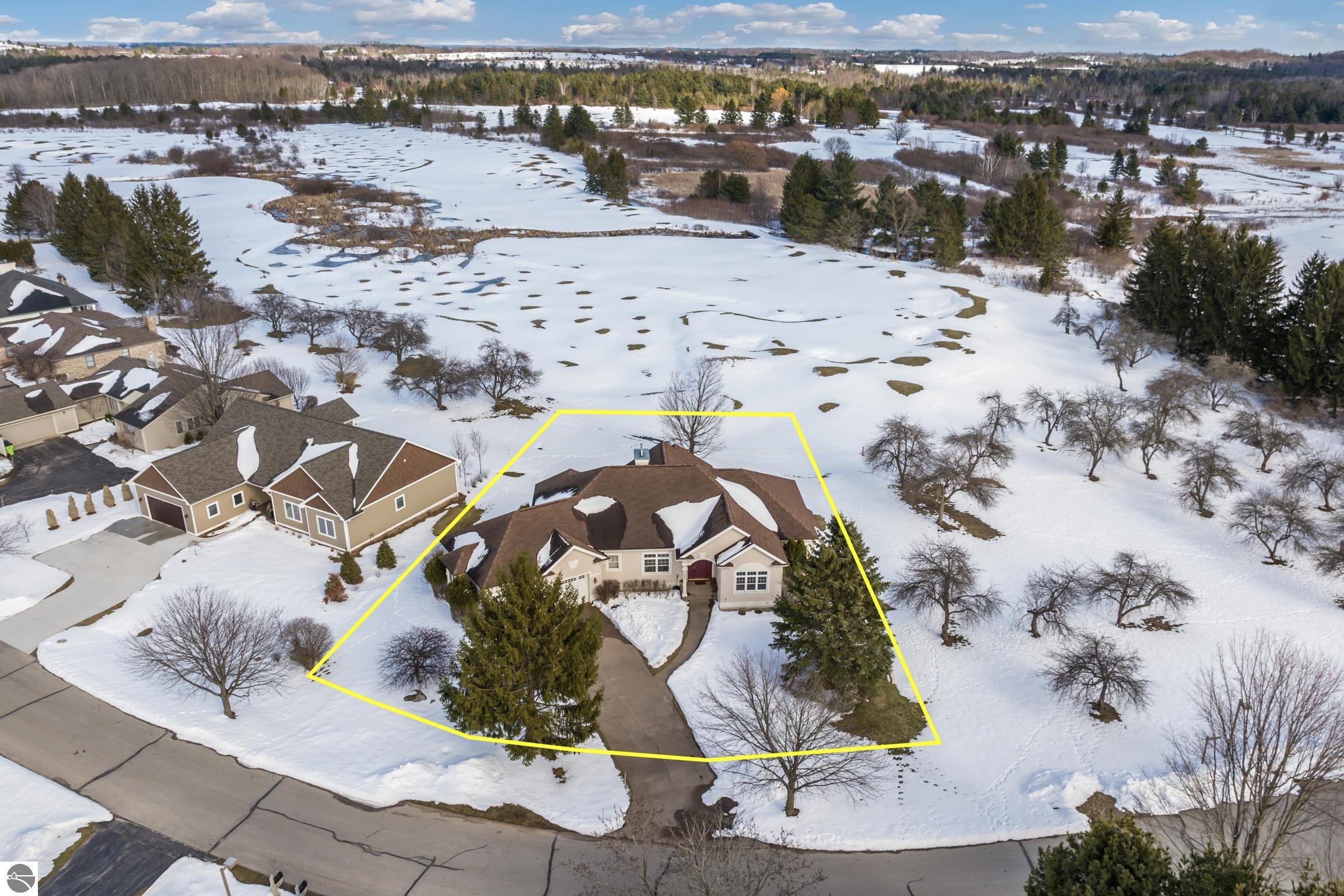 5002 Arrowhead Circle