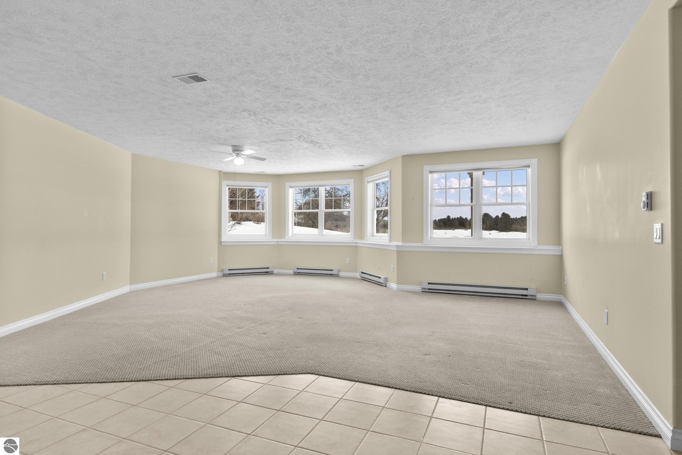 5002 Arrowhead Circle