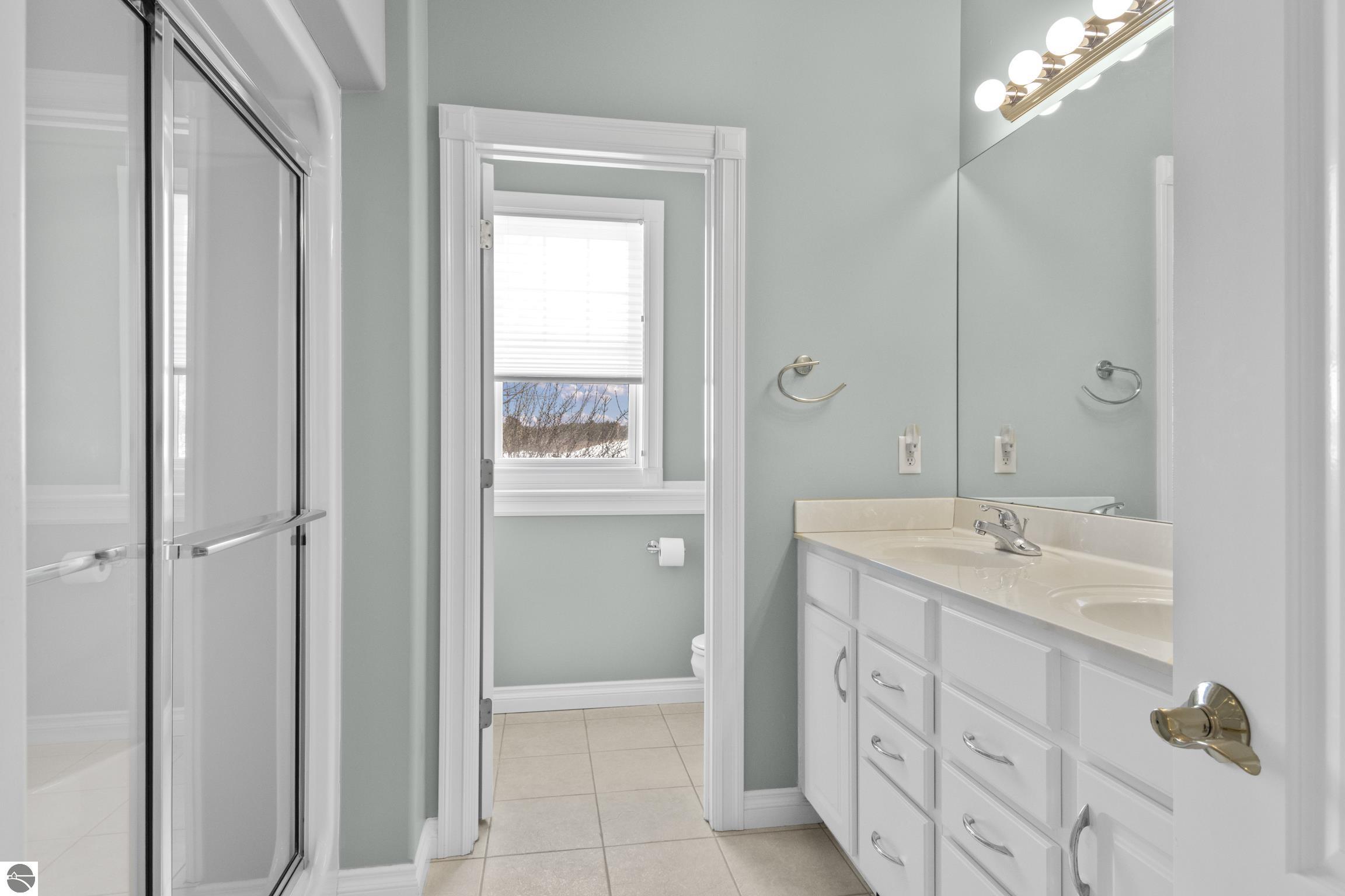 5002 Arrowhead Circle