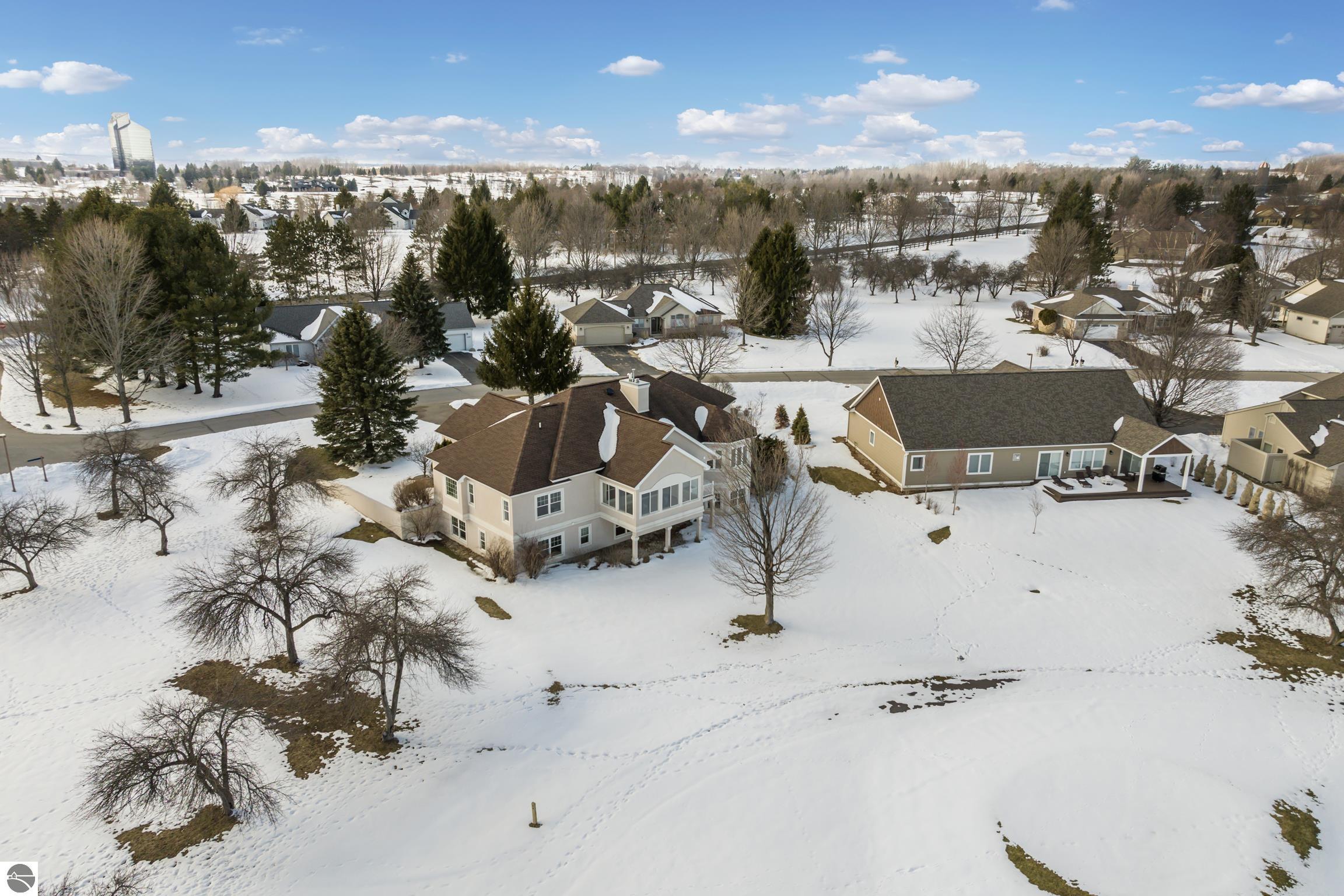 5002 Arrowhead Circle