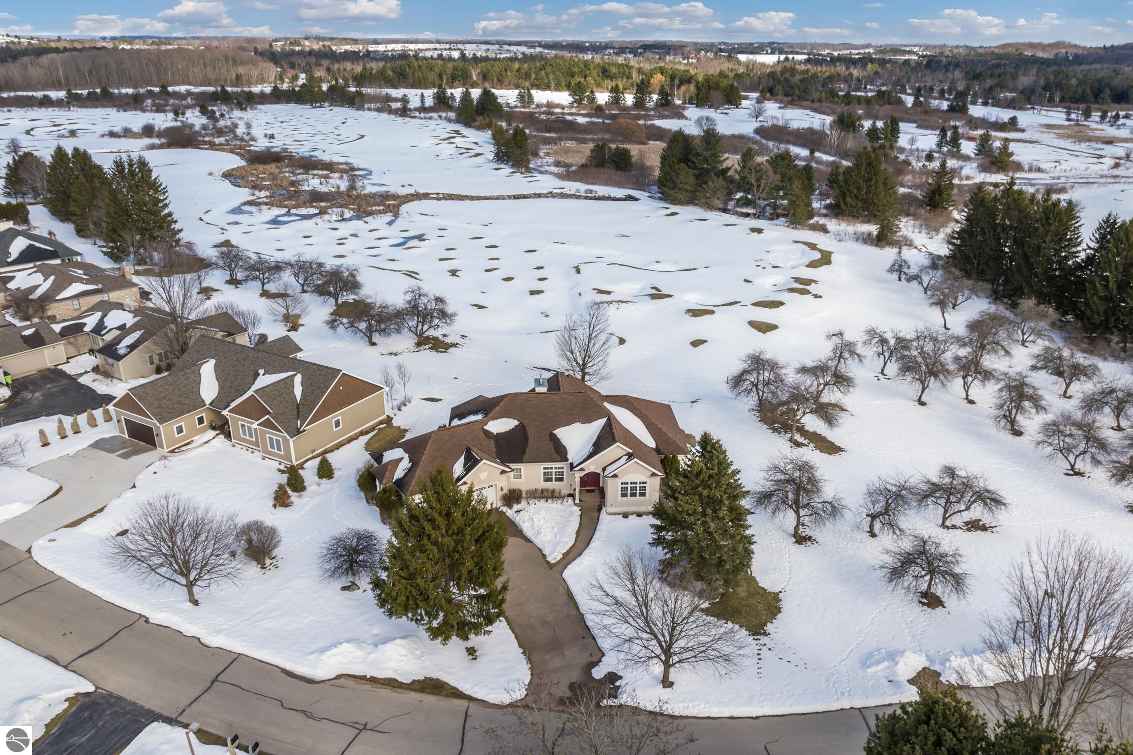 5002 Arrowhead Circle