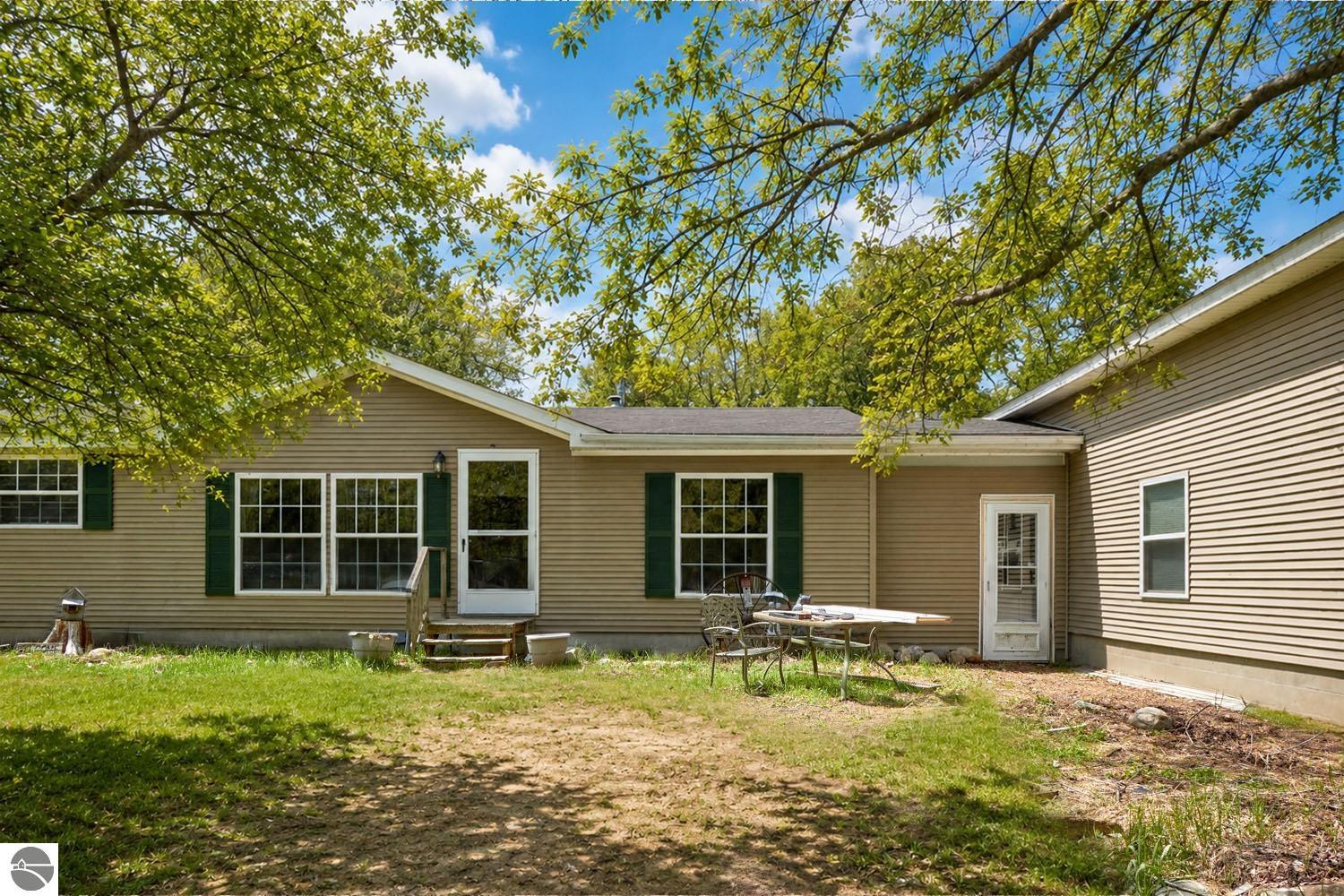5948 SE Kniss Road