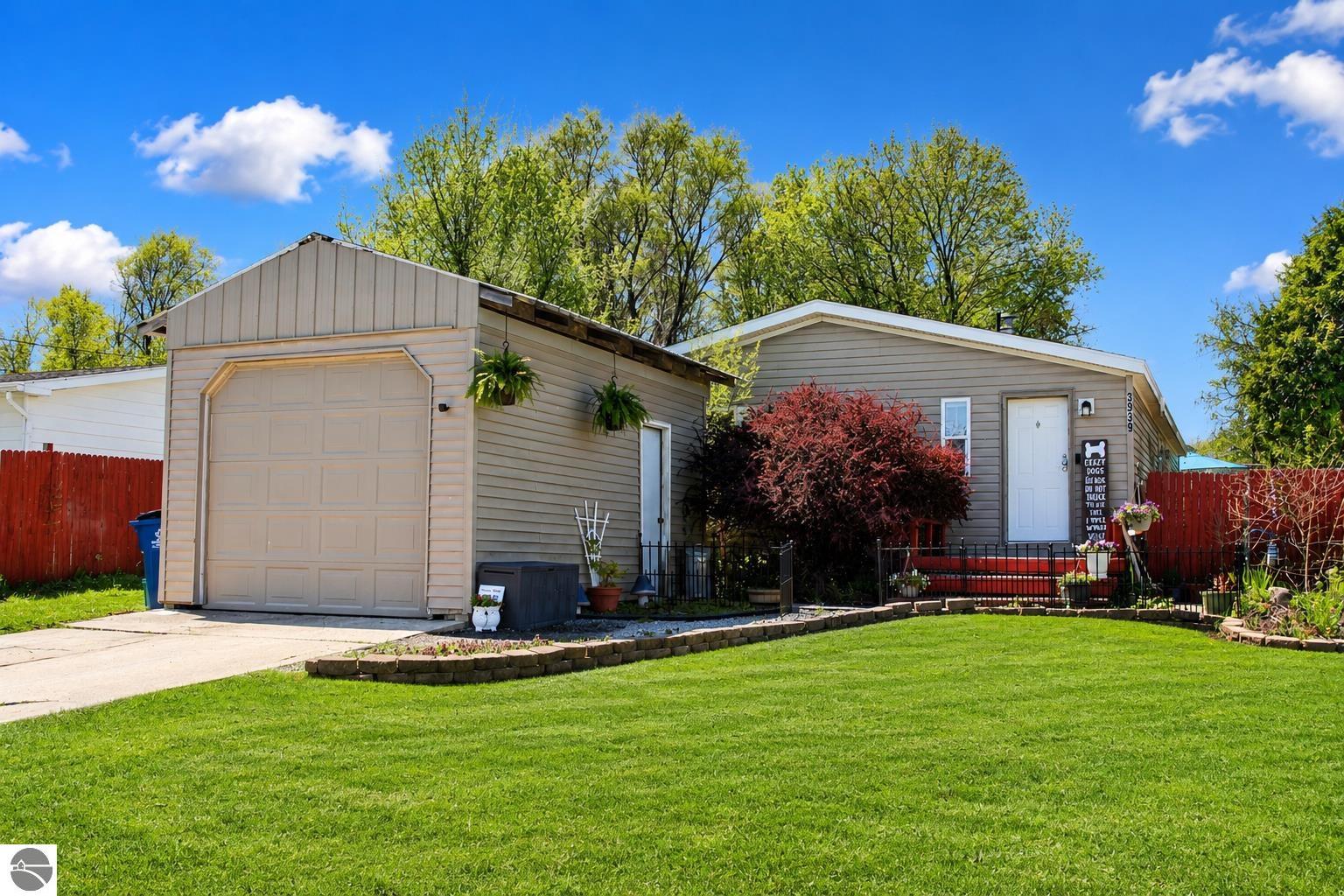 3939 Brook Drive