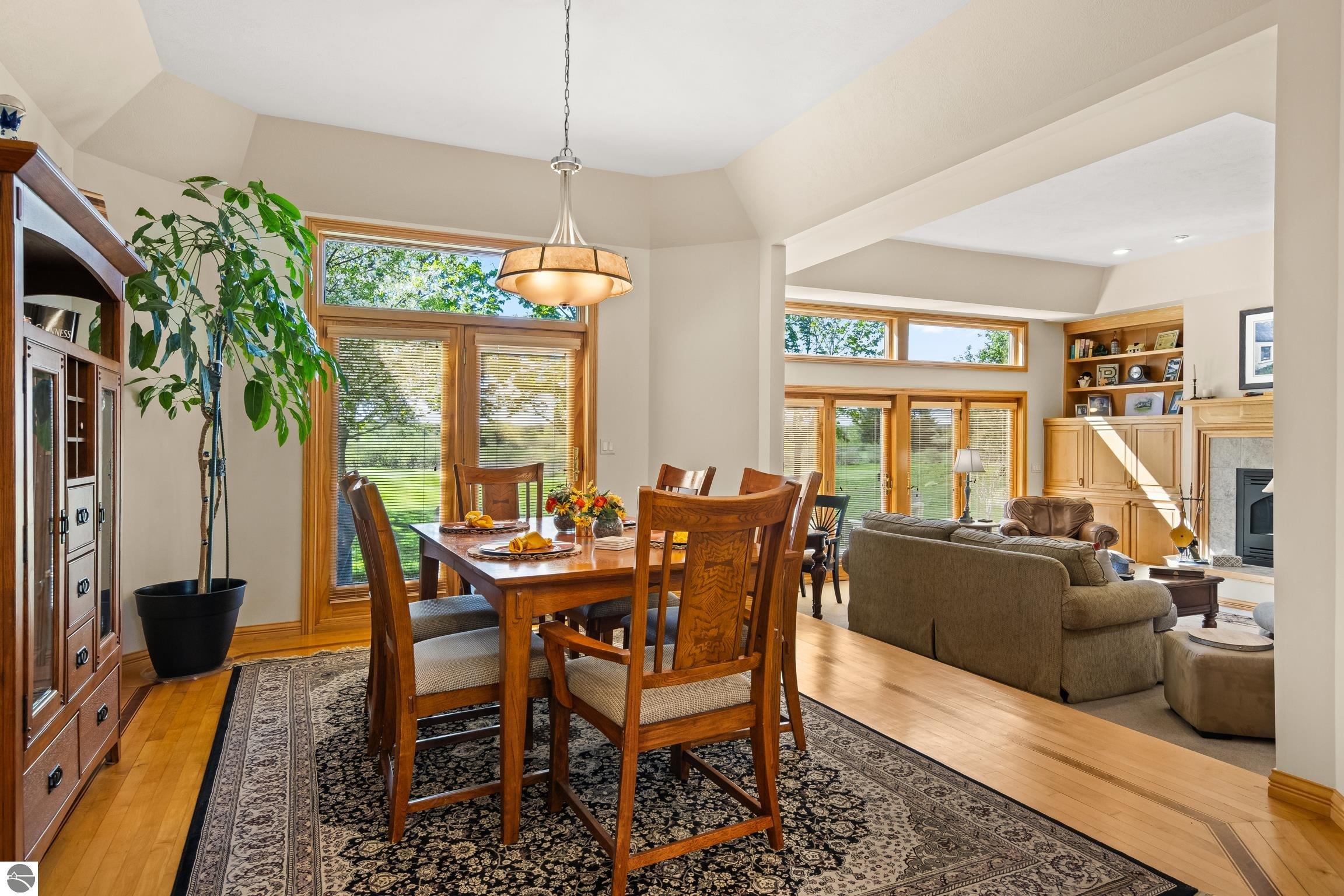 5148 Arrowhead Circle