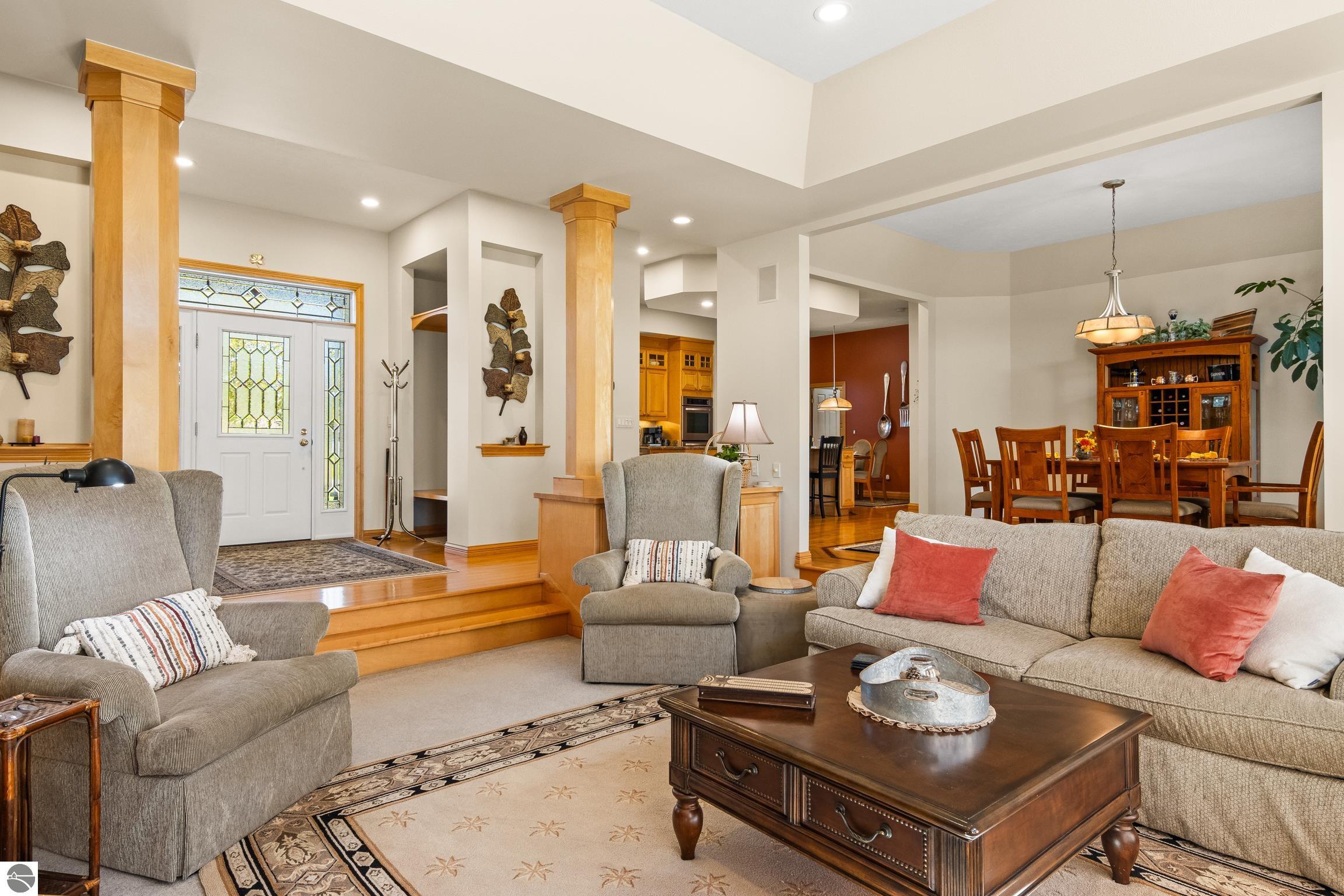 5148 Arrowhead Circle