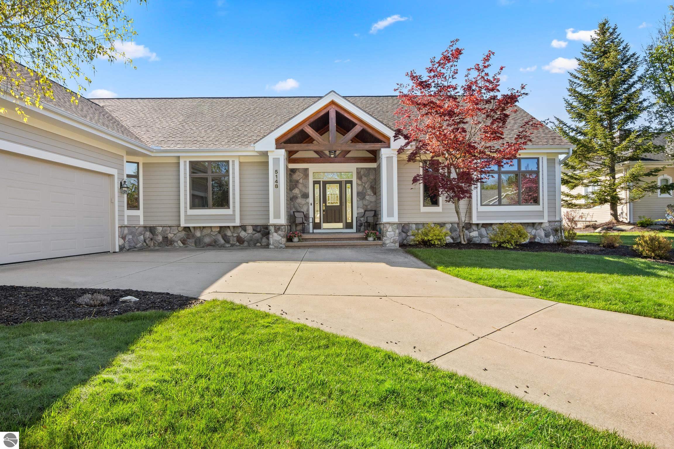 5148 Arrowhead Circle