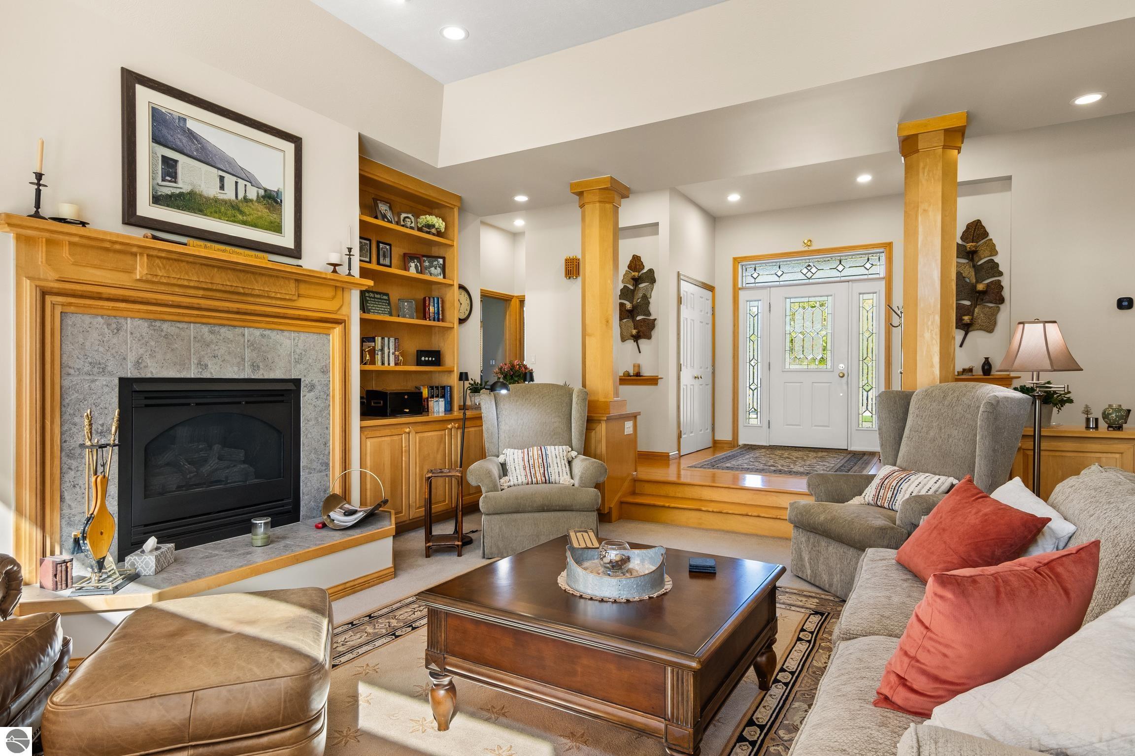 5148 Arrowhead Circle