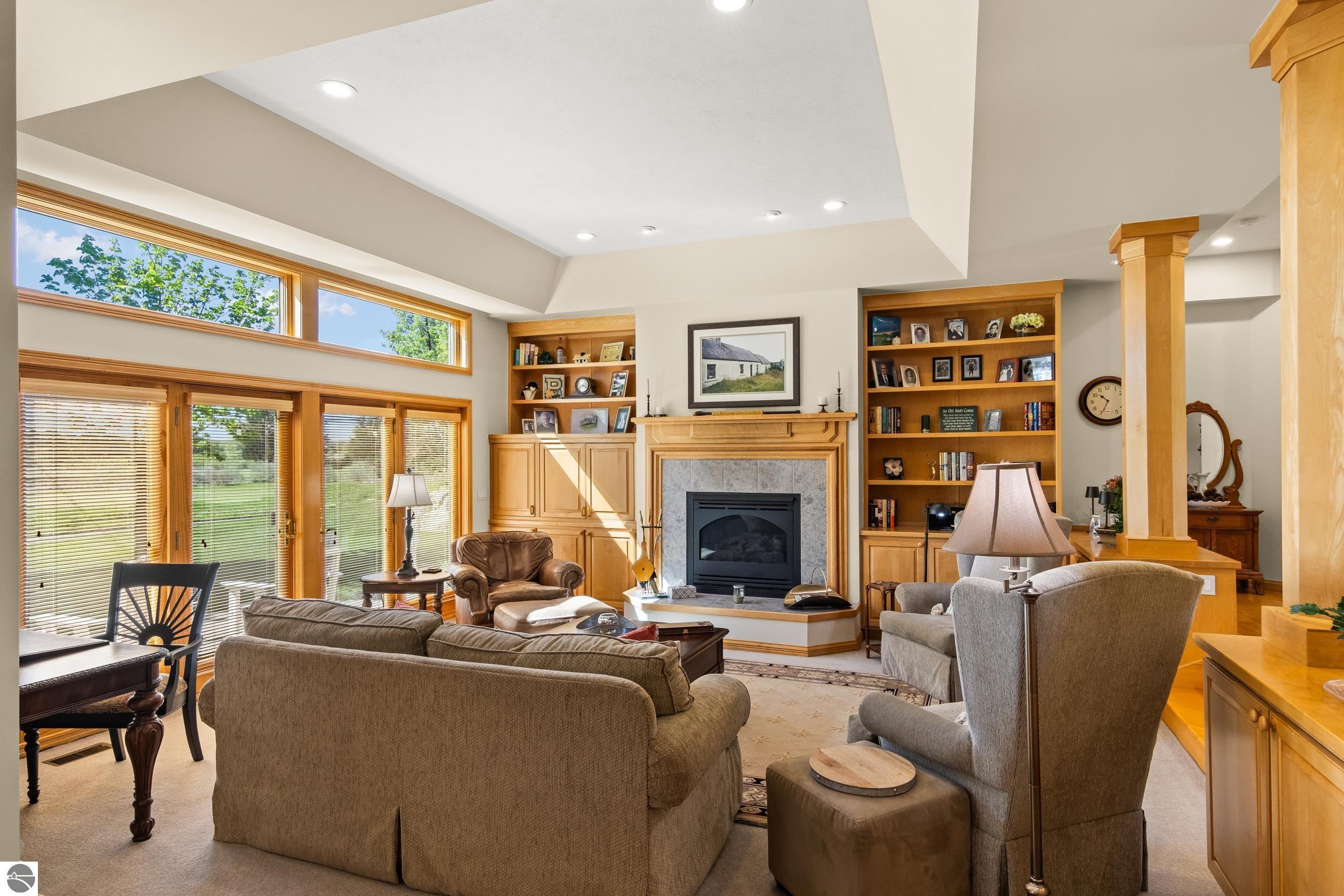 5148 Arrowhead Circle