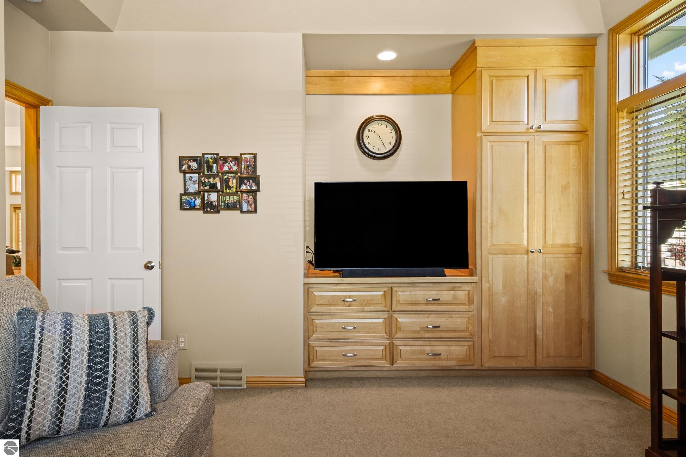 5148 Arrowhead Circle