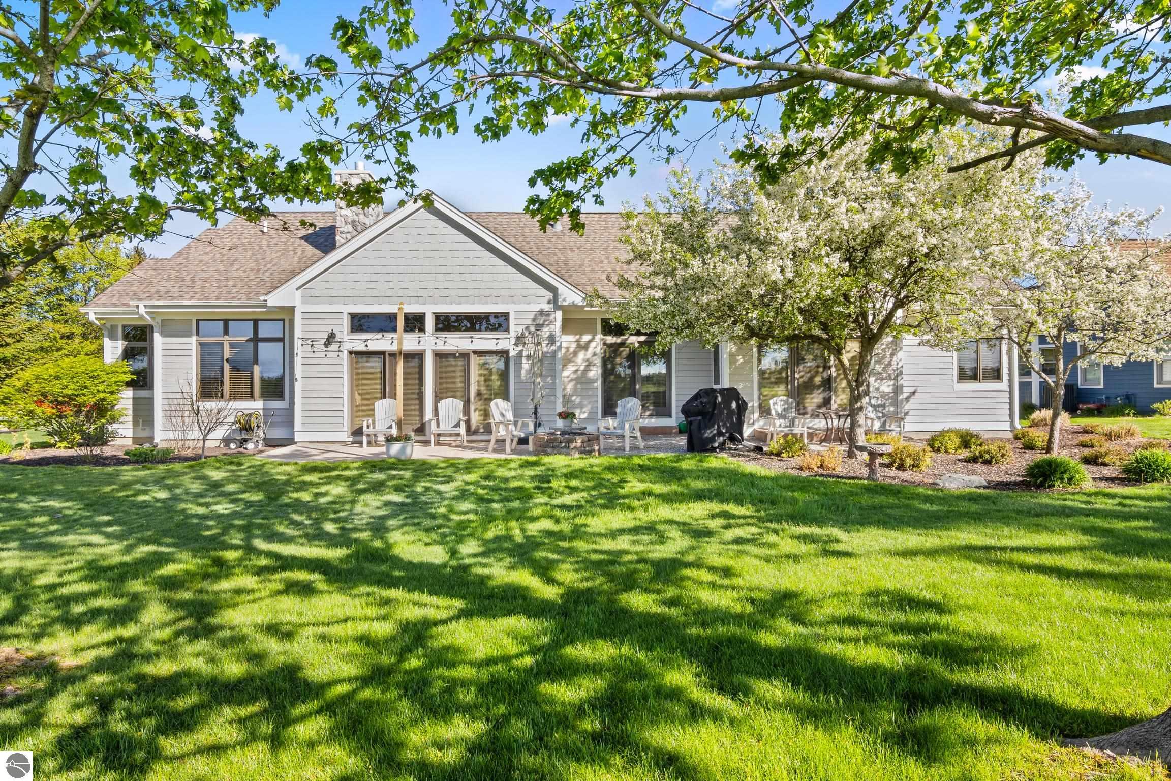 5148 Arrowhead Circle