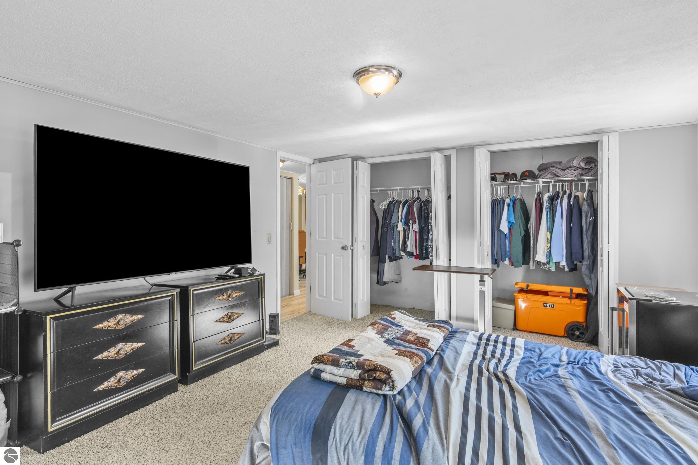 819 Gladewood Lane