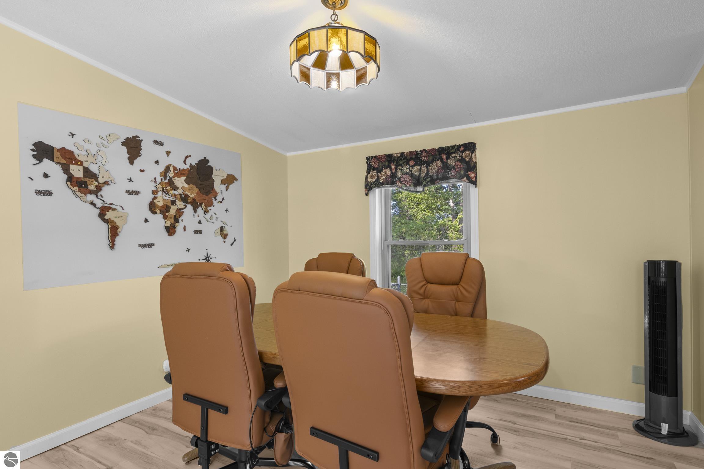 819 Gladewood Lane
