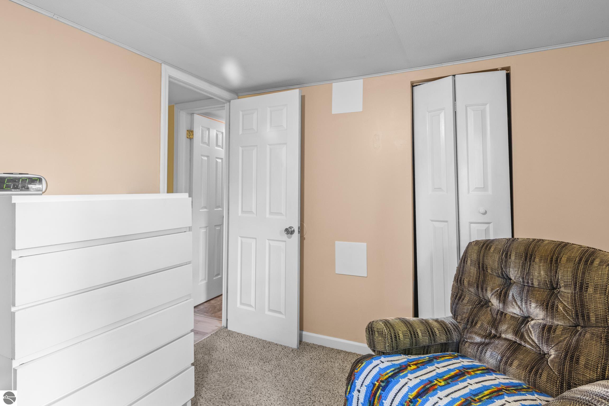 819 Gladewood Lane