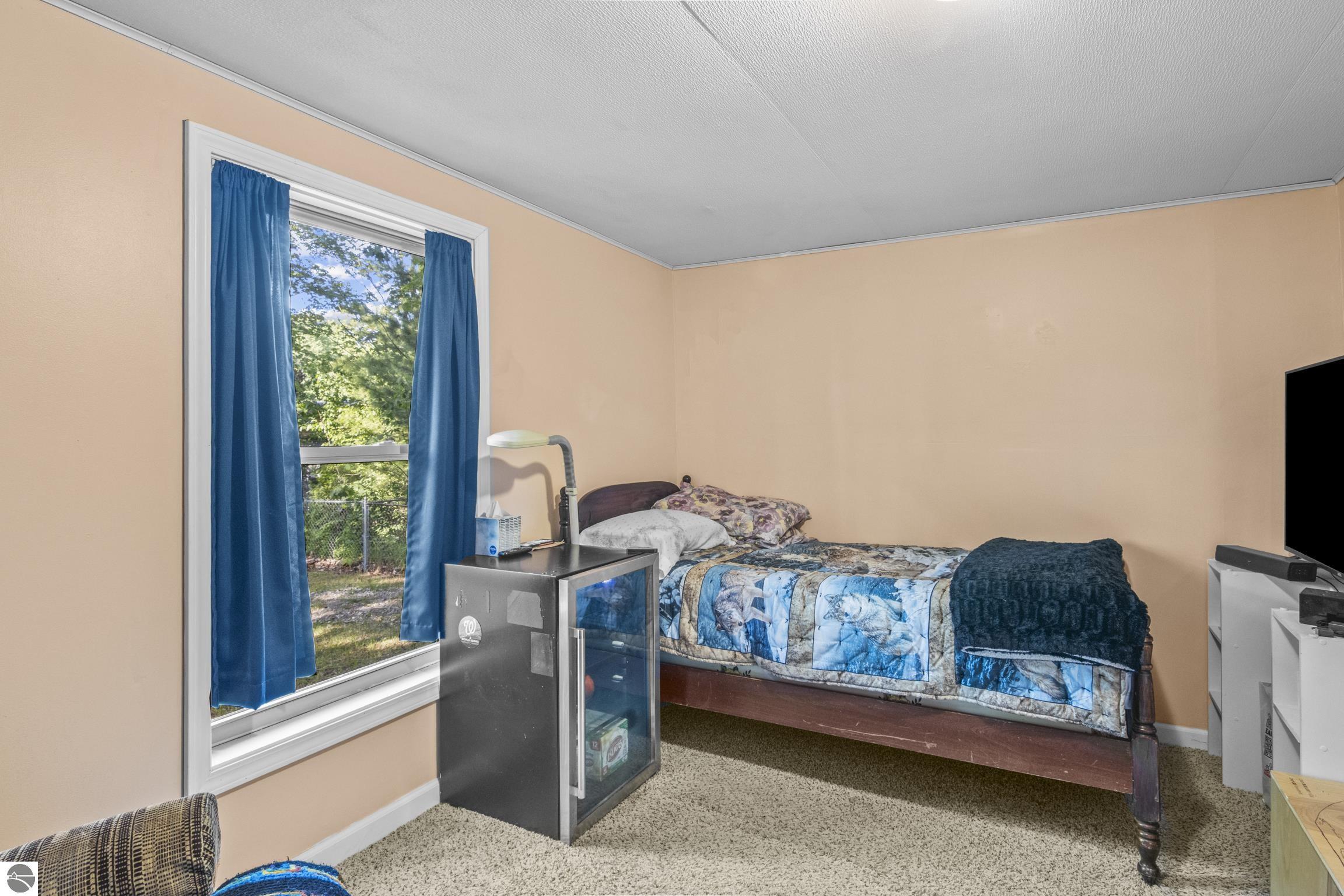 819 Gladewood Lane
