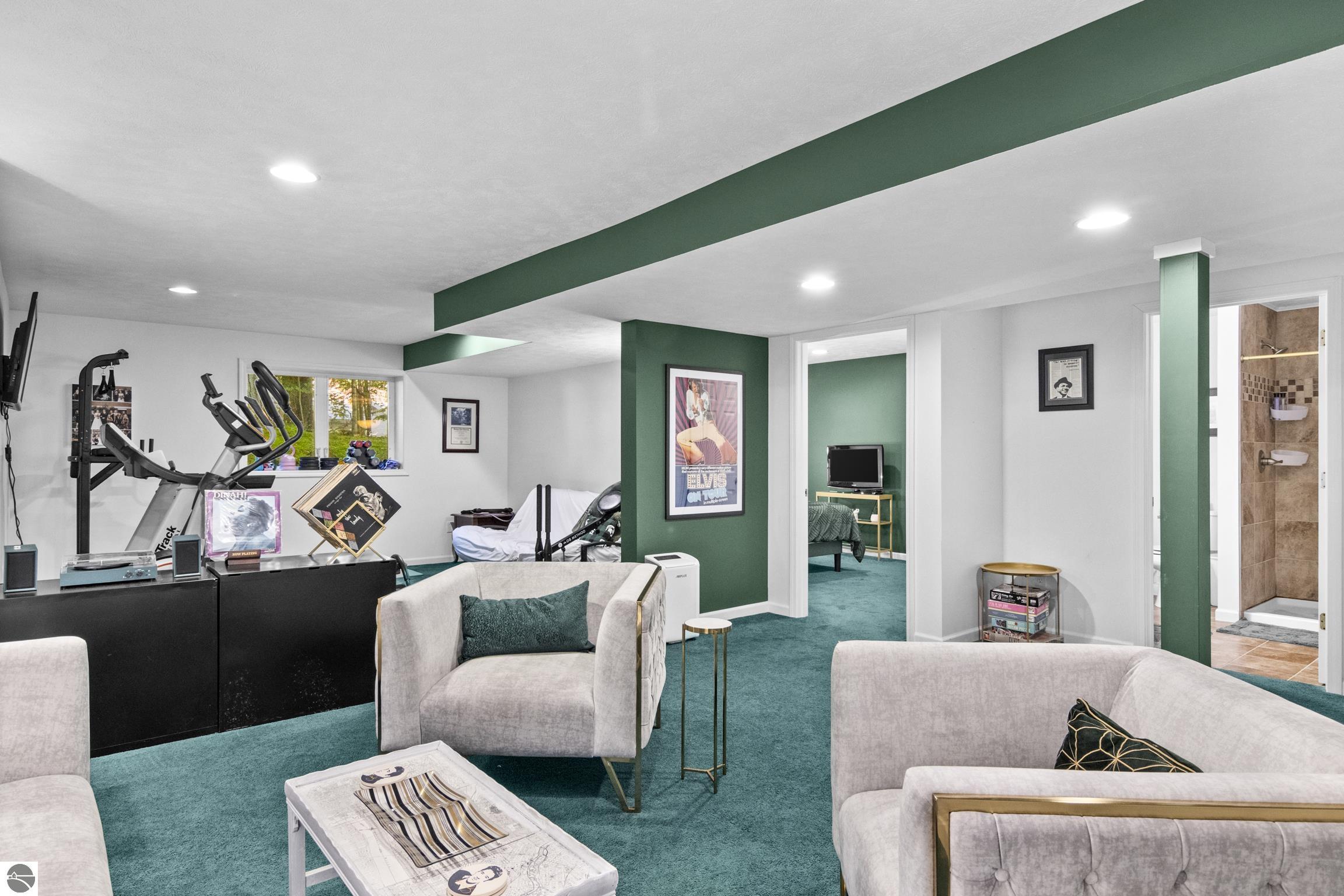7752 Clearwater Court