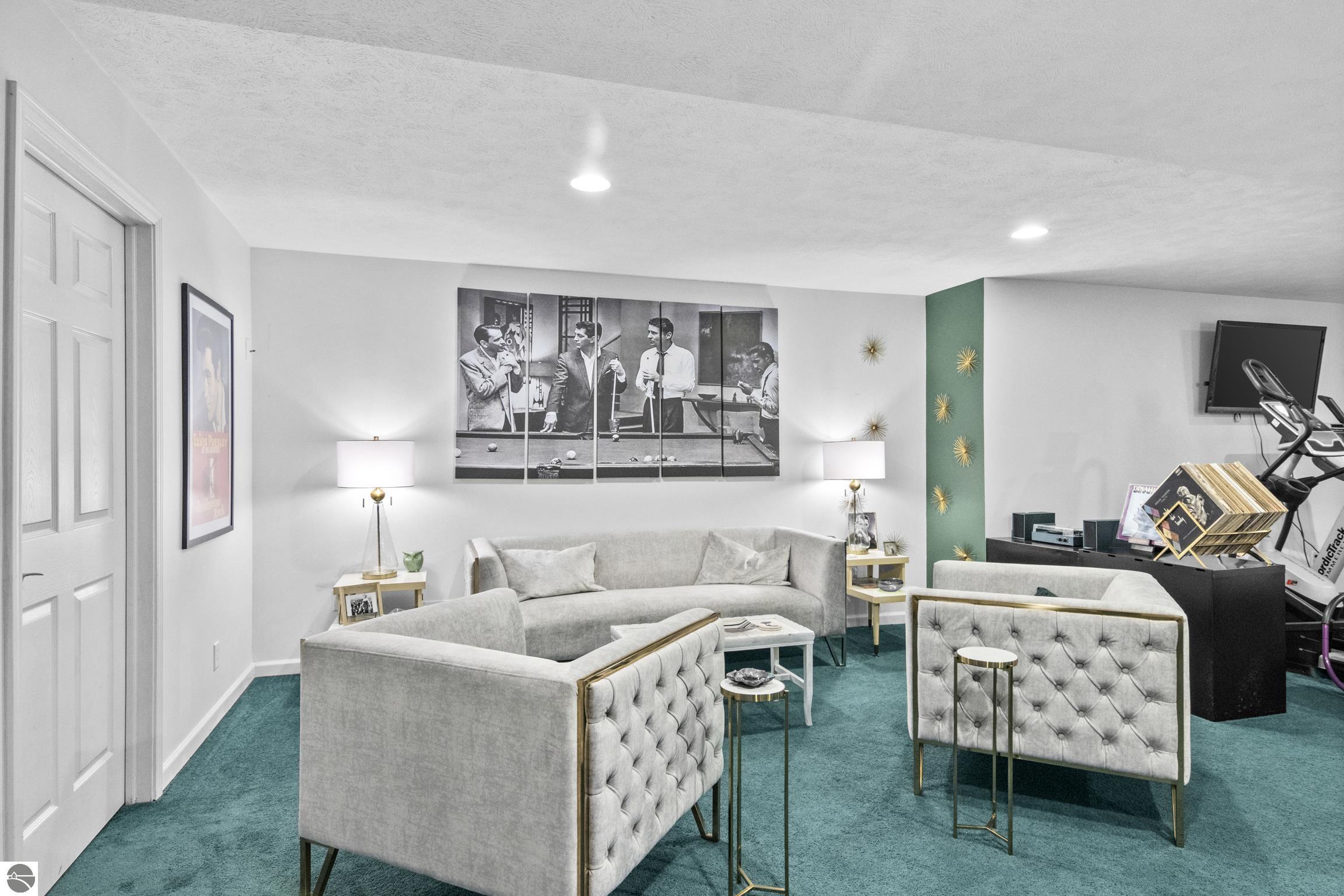 7752 Clearwater Court