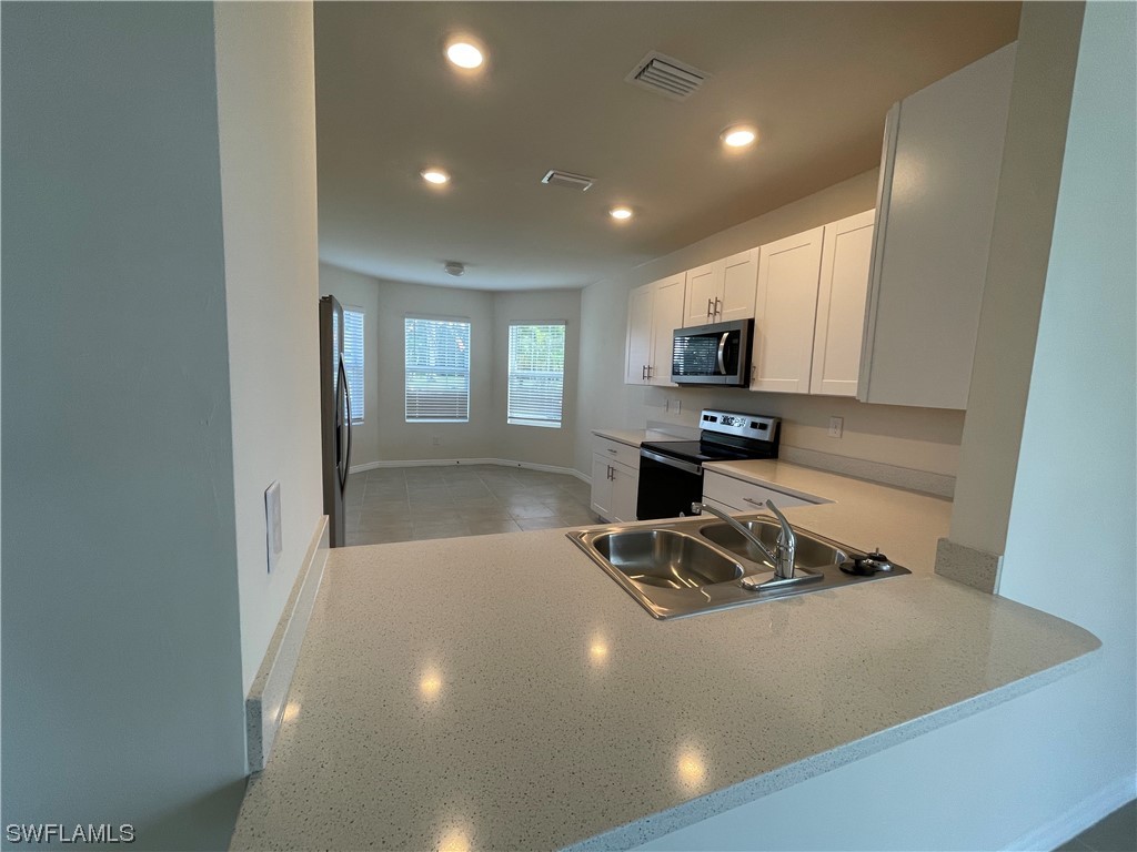 326 SW 24th PL
