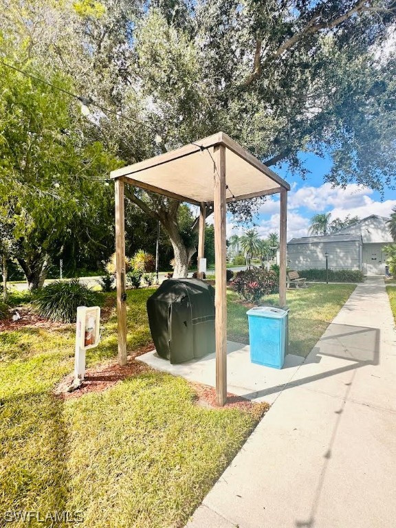 9570 Green Cypress LN 13