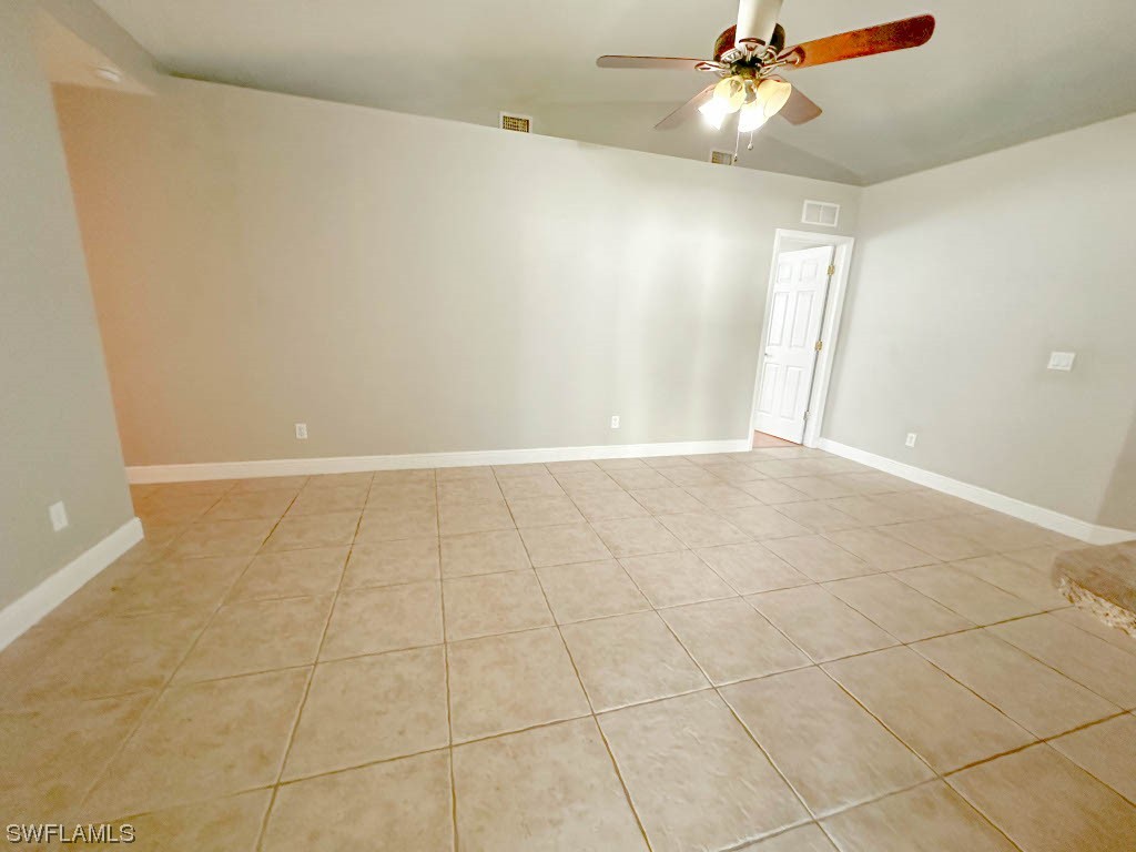 703 SE 9th AVE