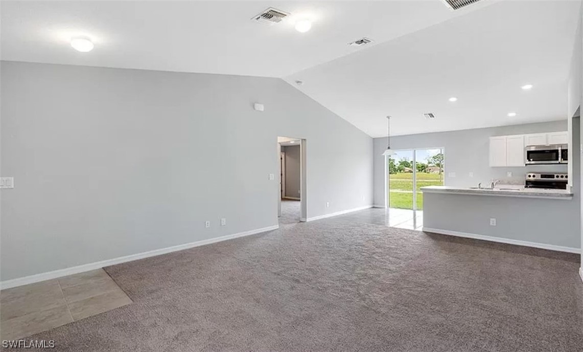 4023 NE 23rd PL
