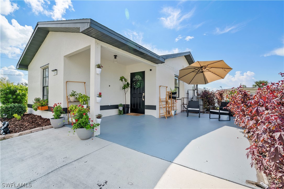 126 Palmetto CIR NE