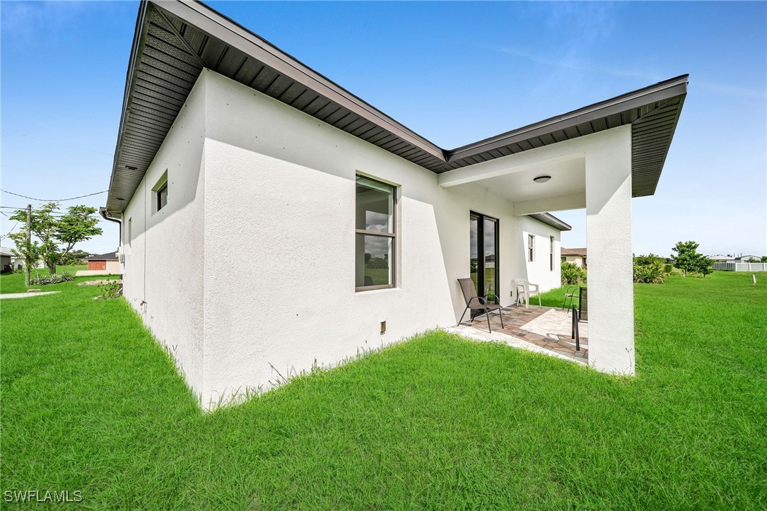 1727 NW 8th PL