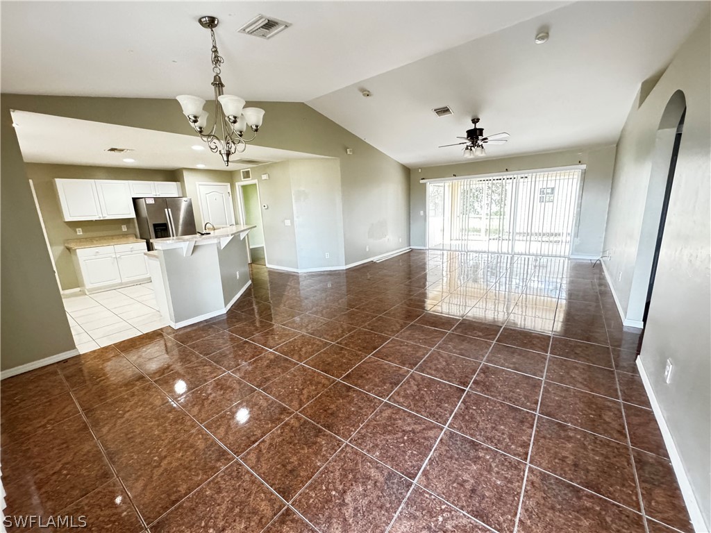 103 Kismet PKWY W