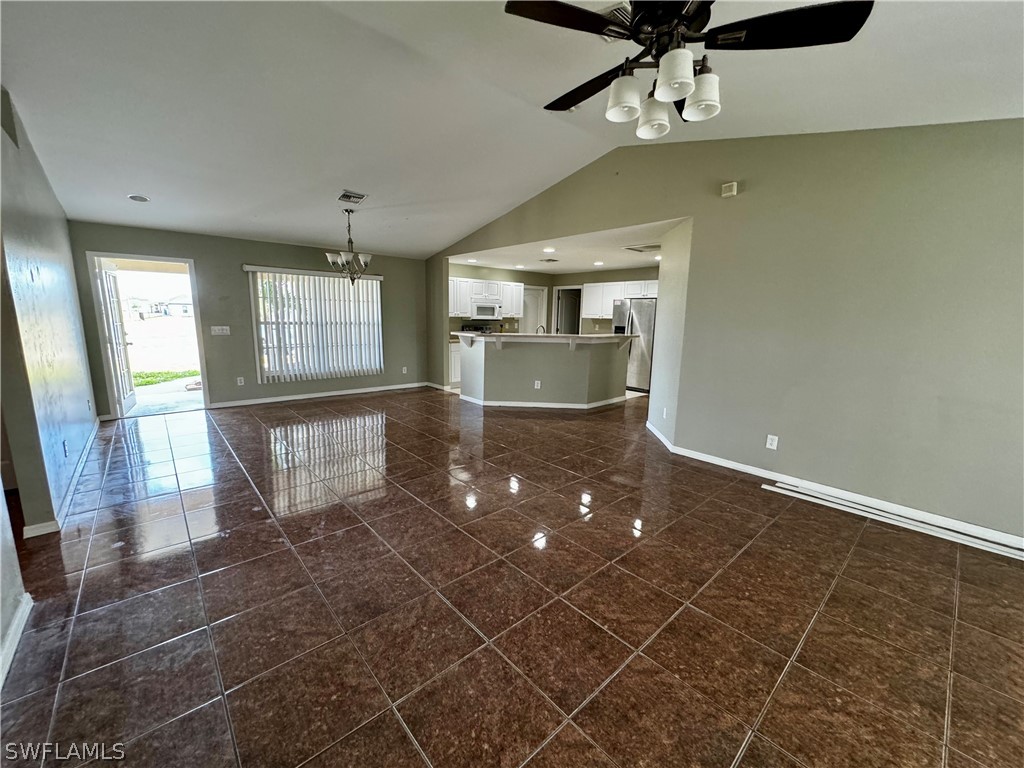 103 Kismet PKWY W