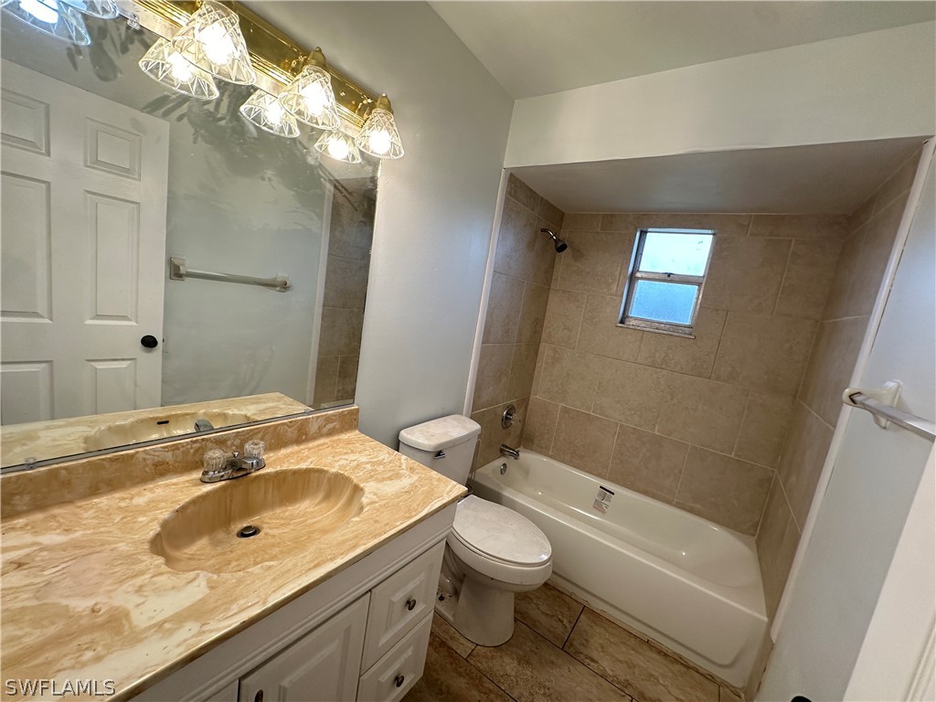 1247 SW Santa Barbara PL 1301