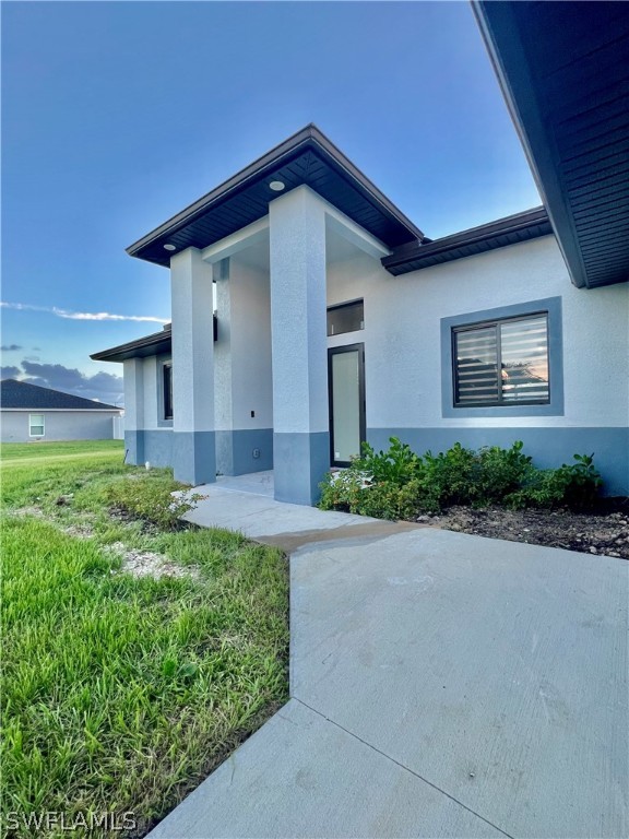 330 NW 7th PL