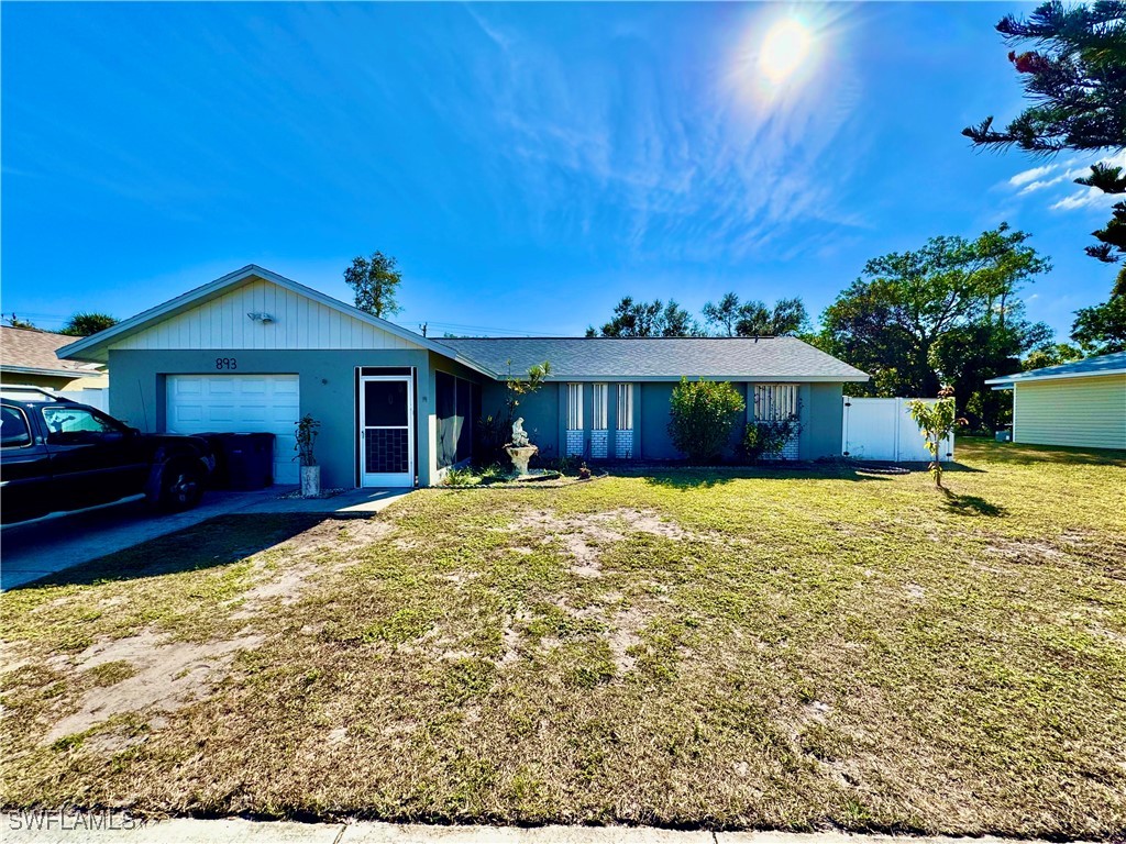 893 Ridgeway DR