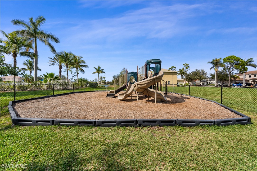 2722 Blue Cypress Lake CT