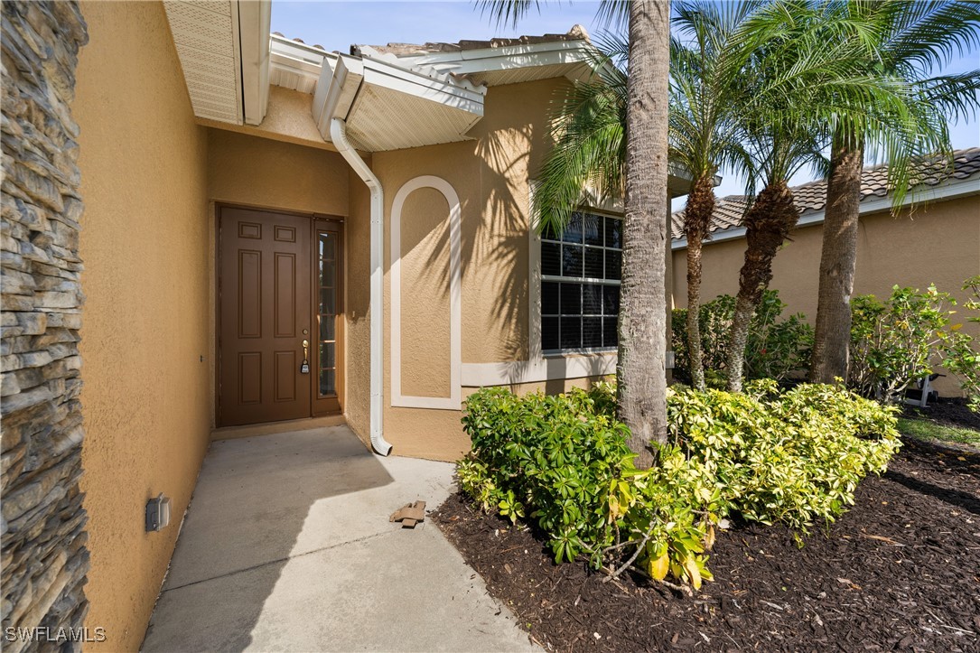 2722 Blue Cypress Lake CT