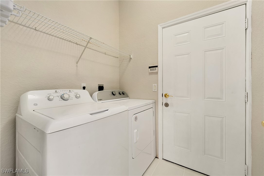 2722 Blue Cypress Lake CT