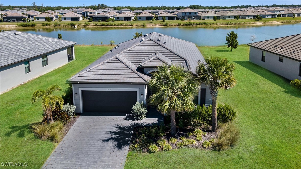 13846 Pine Lodge LN