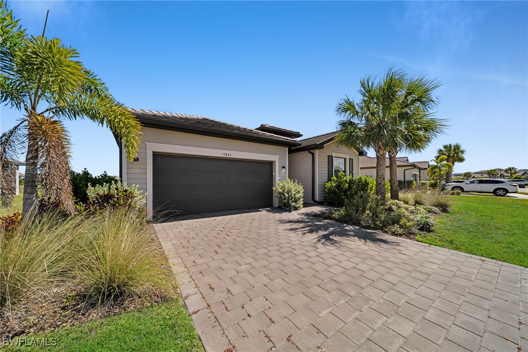 13846 Pine Lodge LN
