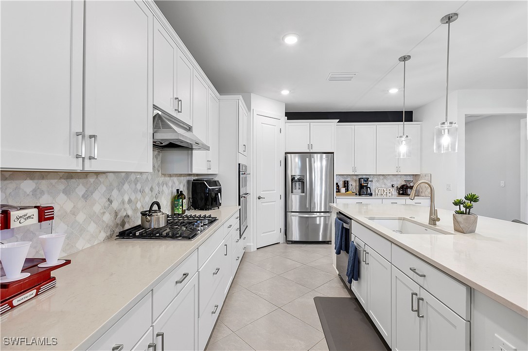 16209 Bluestem LN