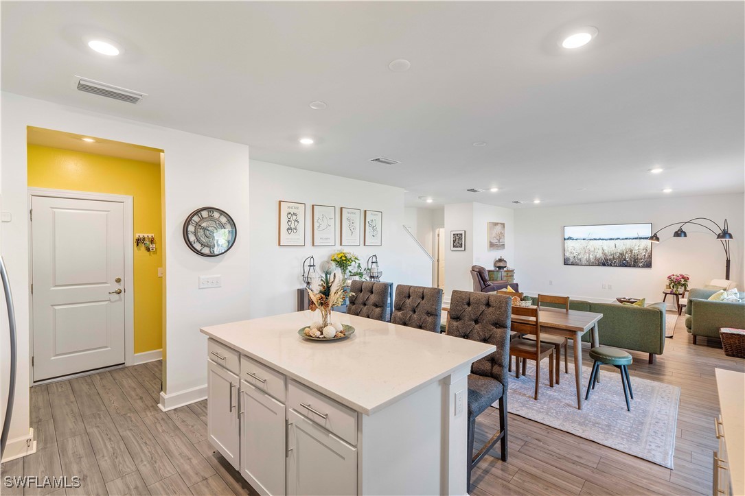 42383 Cascade DR