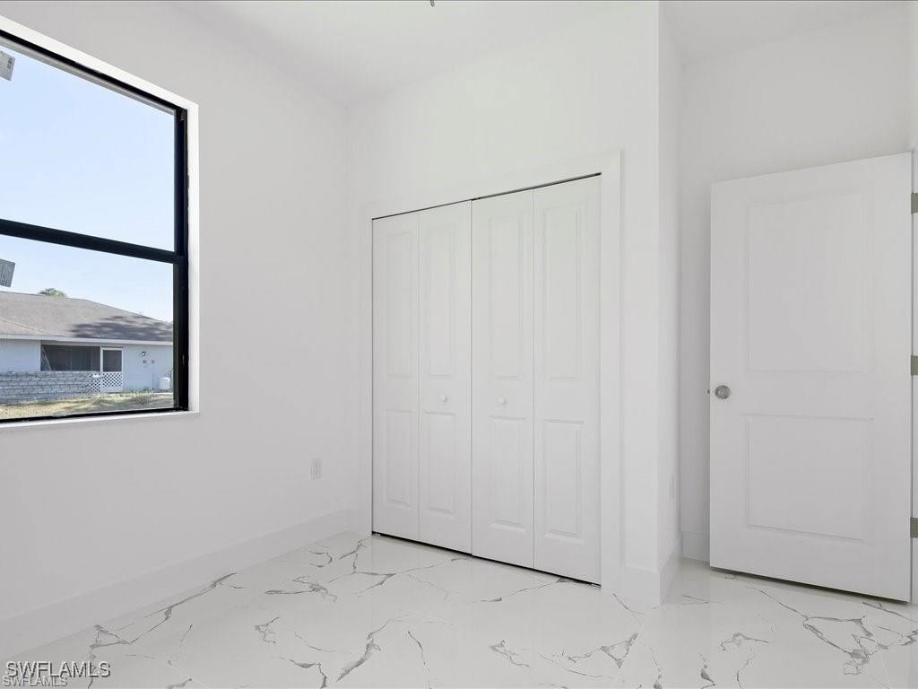 5208-5210 28th ST SW