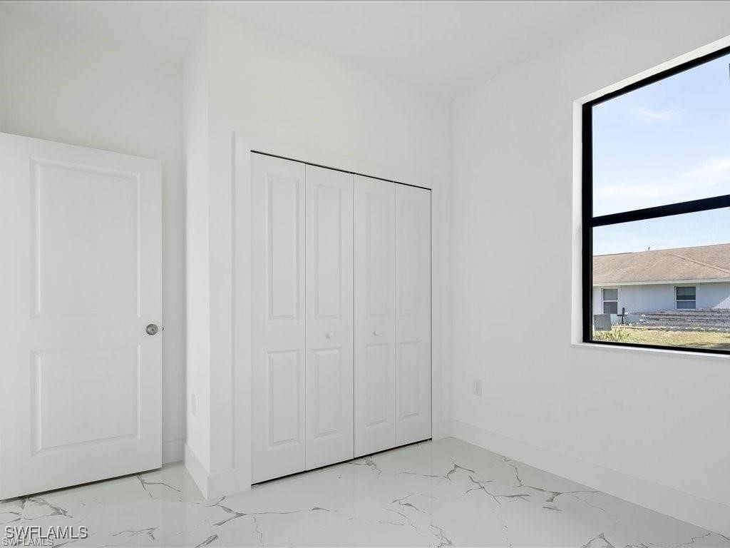 5208-5210 28th ST SW