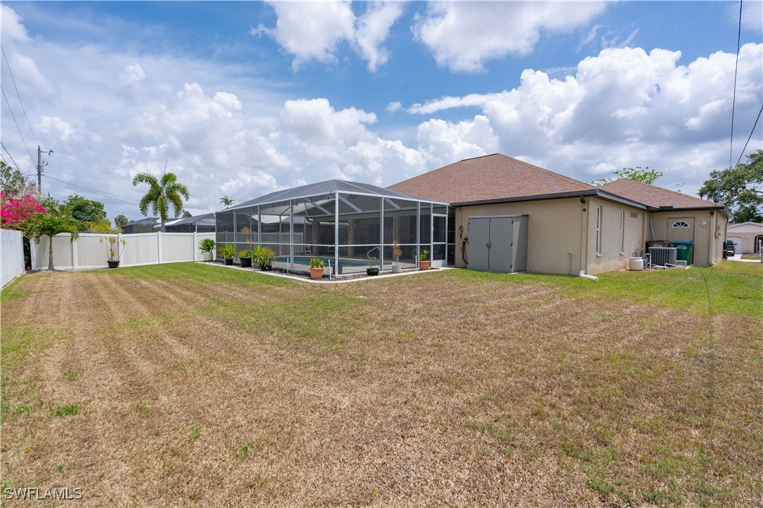 3742 SE 3rd PL