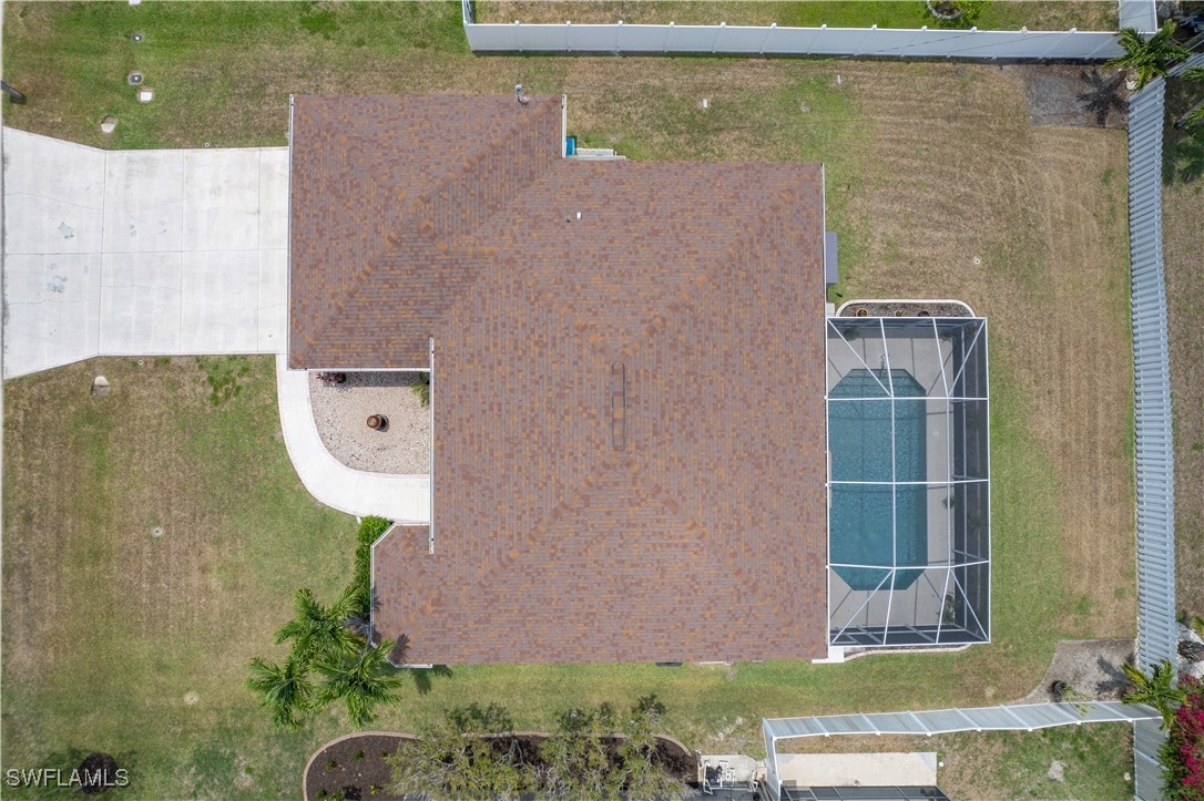 3742 SE 3rd PL