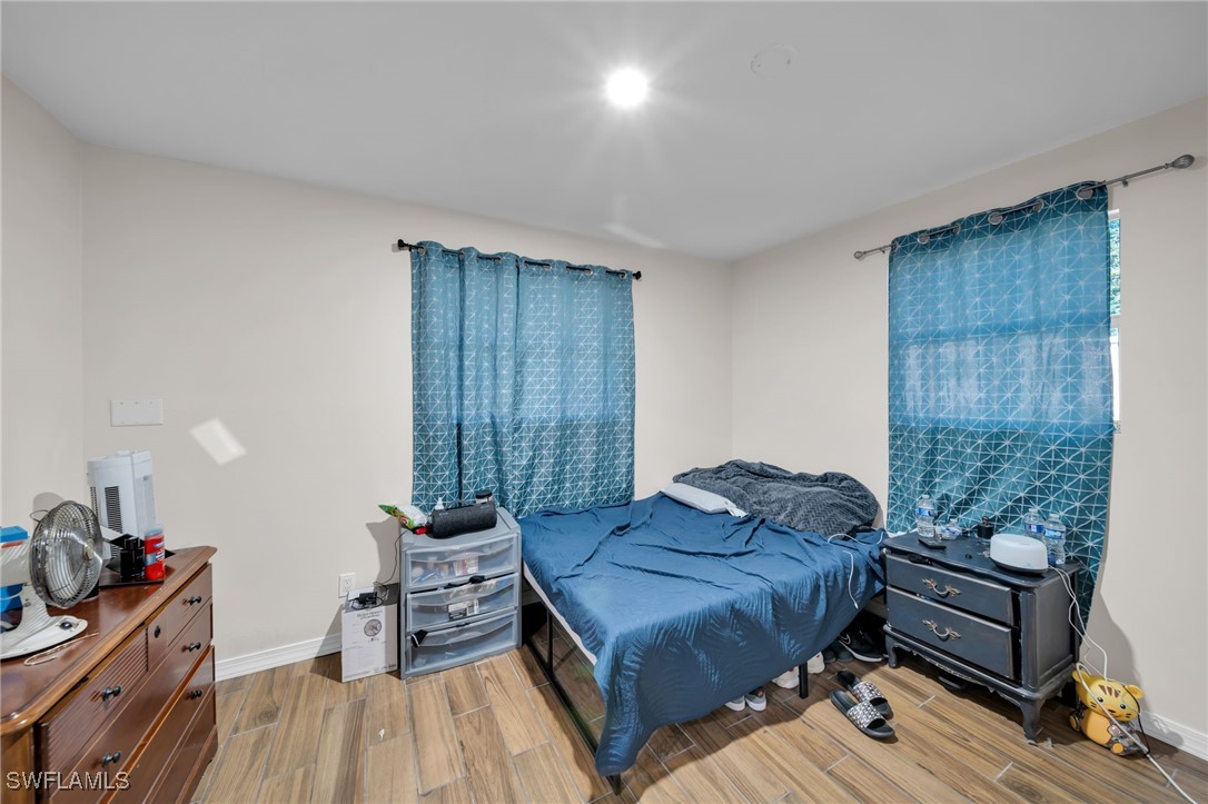 10651 Marie ST