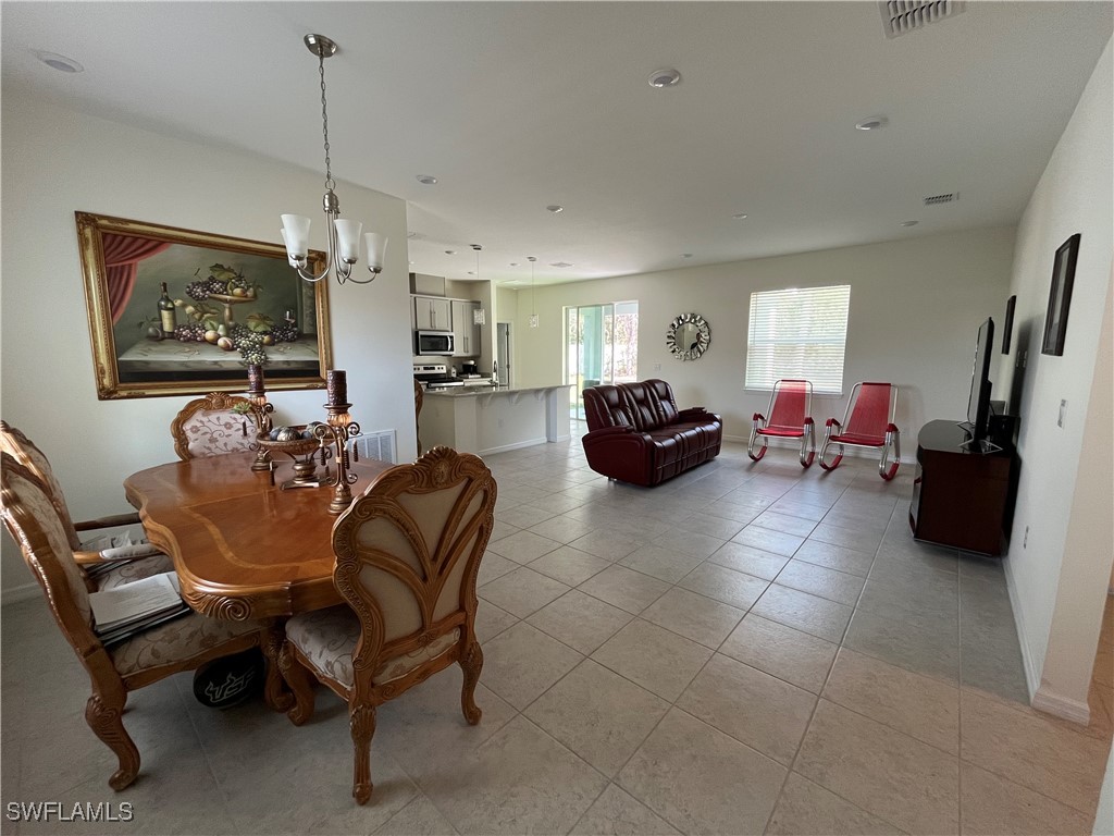 5640 SW 117 LN