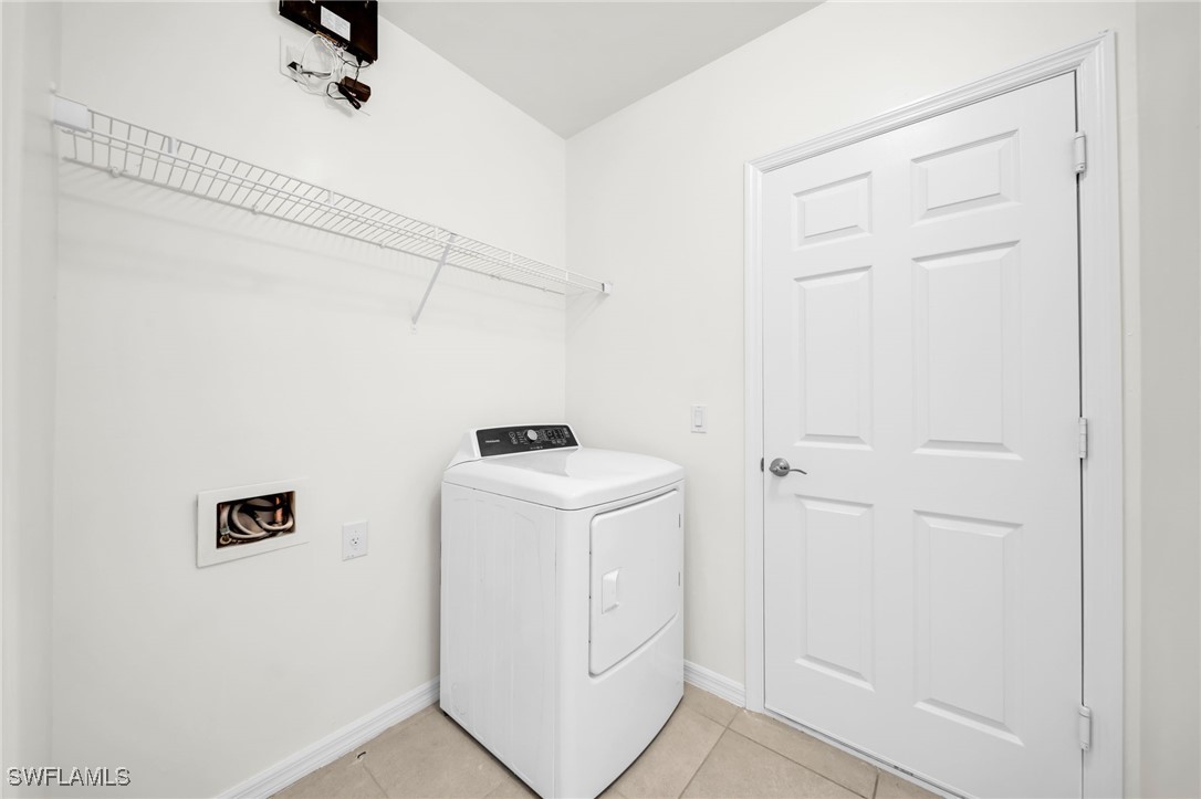 3477 Acapulco CIR