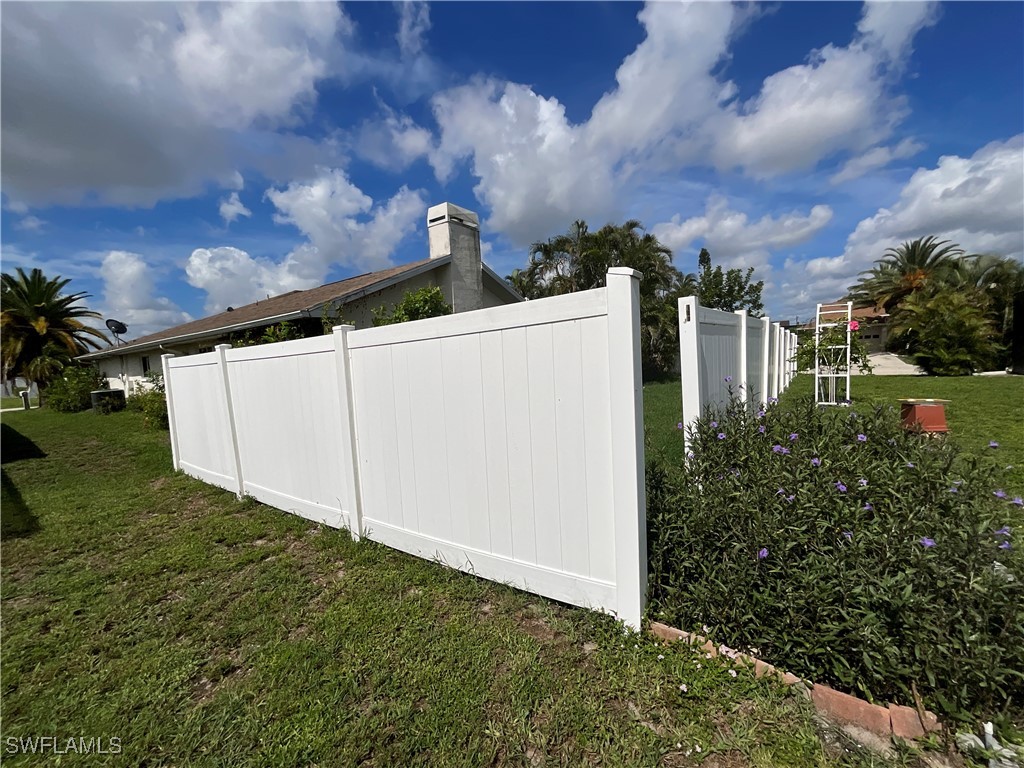 2117 SE 9th TER
