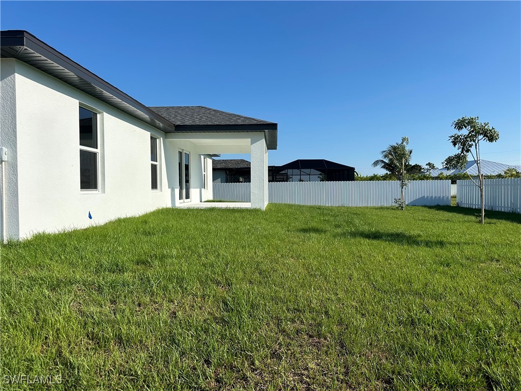 1116 NW 20th PL
